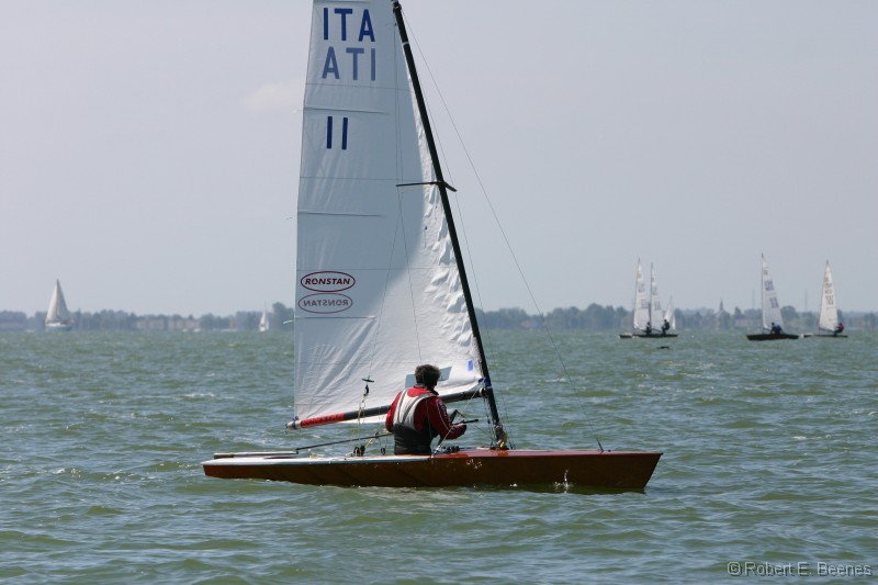 ITA011-004 