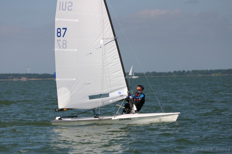 SUI087-001 