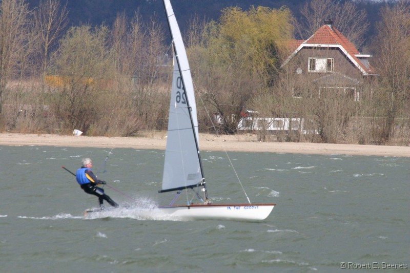 Giesbeek04-043_RJ 