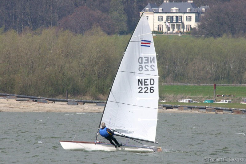 Giesbeek04-071_RJ 